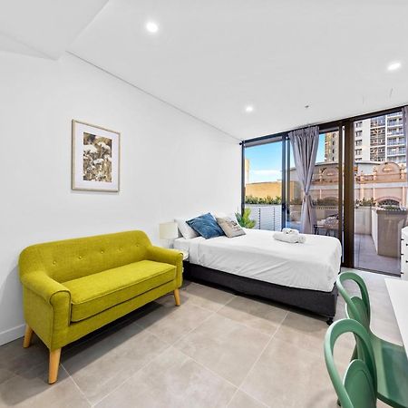 Arthur Hotel Bondi Junction No Reception And House Keeping No Sofa Bed Sydney Exterior photo