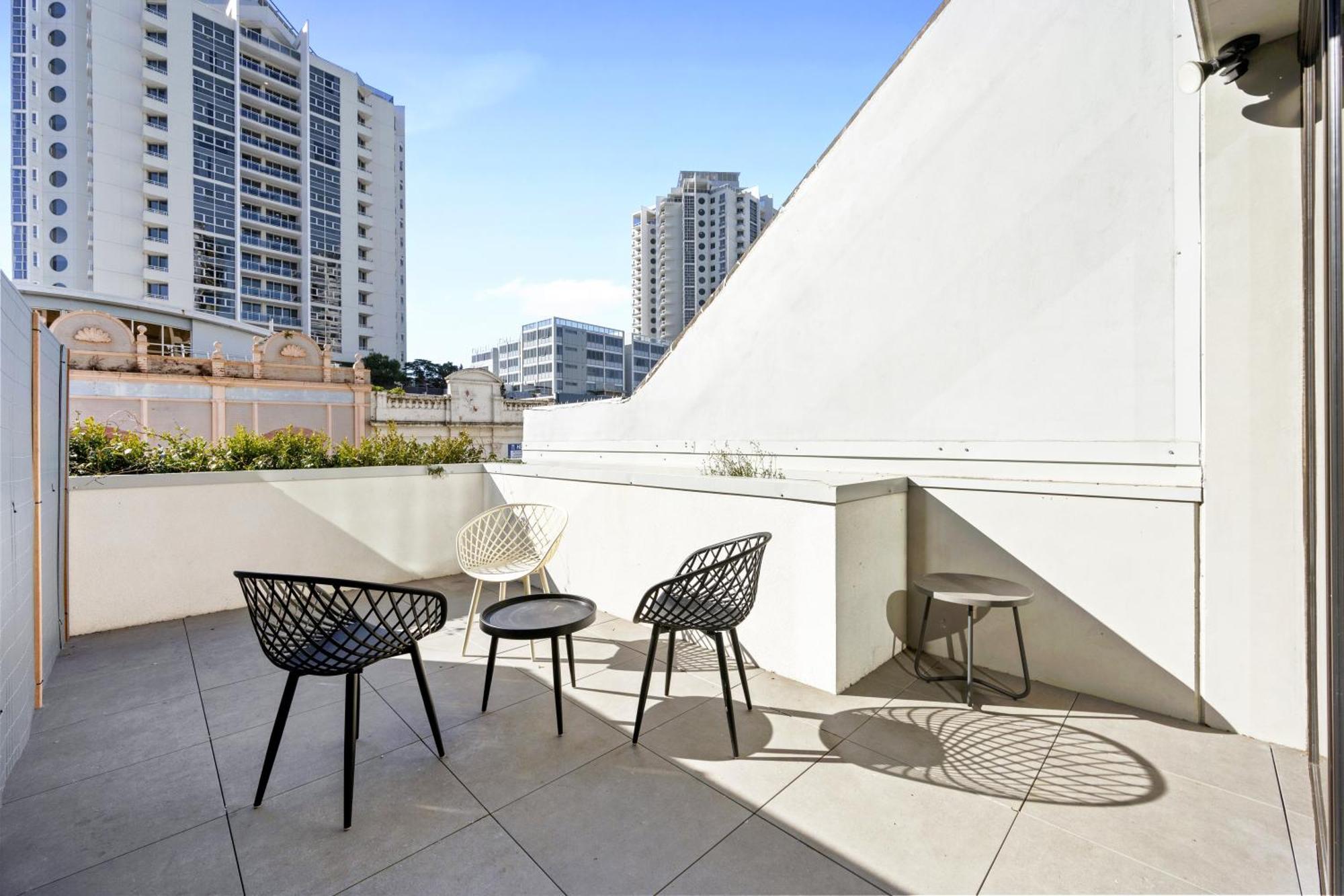 Arthur Hotel Bondi Junction No Reception And House Keeping No Sofa Bed Sydney Exterior photo